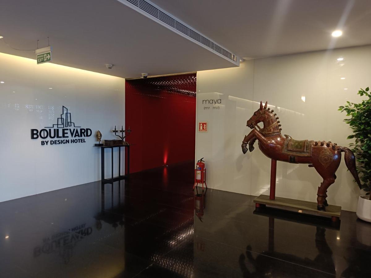 Boulevard By Design Hotel Chennai Exteriör bild