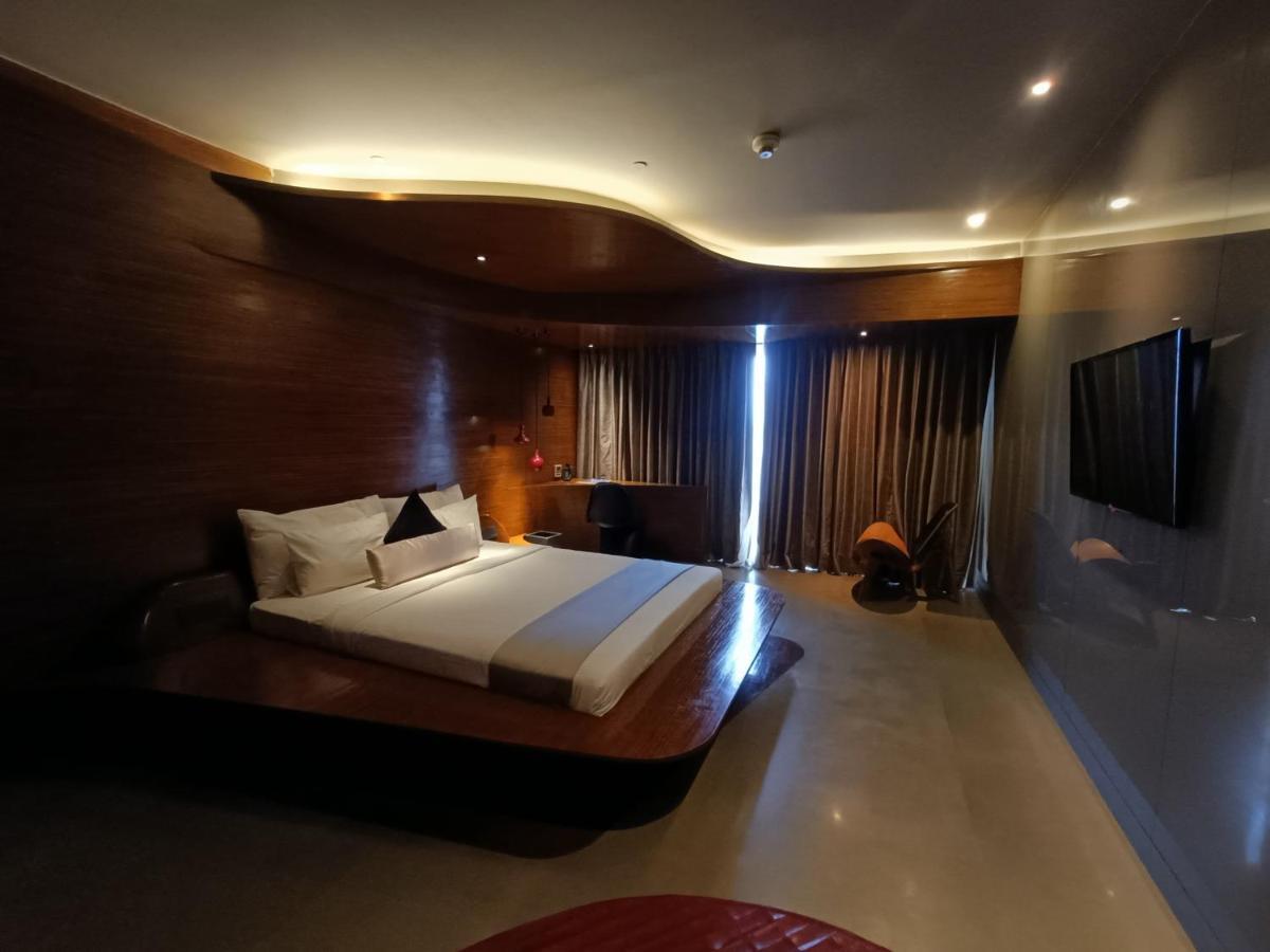 Boulevard By Design Hotel Chennai Exteriör bild