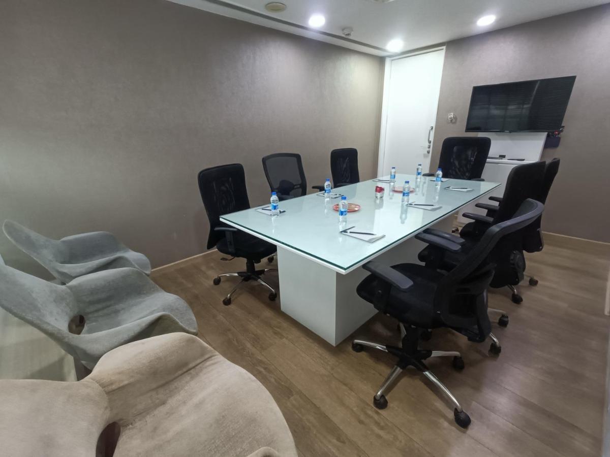 Boulevard By Design Hotel Chennai Exteriör bild
